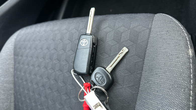 Toyota Yaris 1.5 Hybrid Icon 5dr CVT Hybrid Hatchback